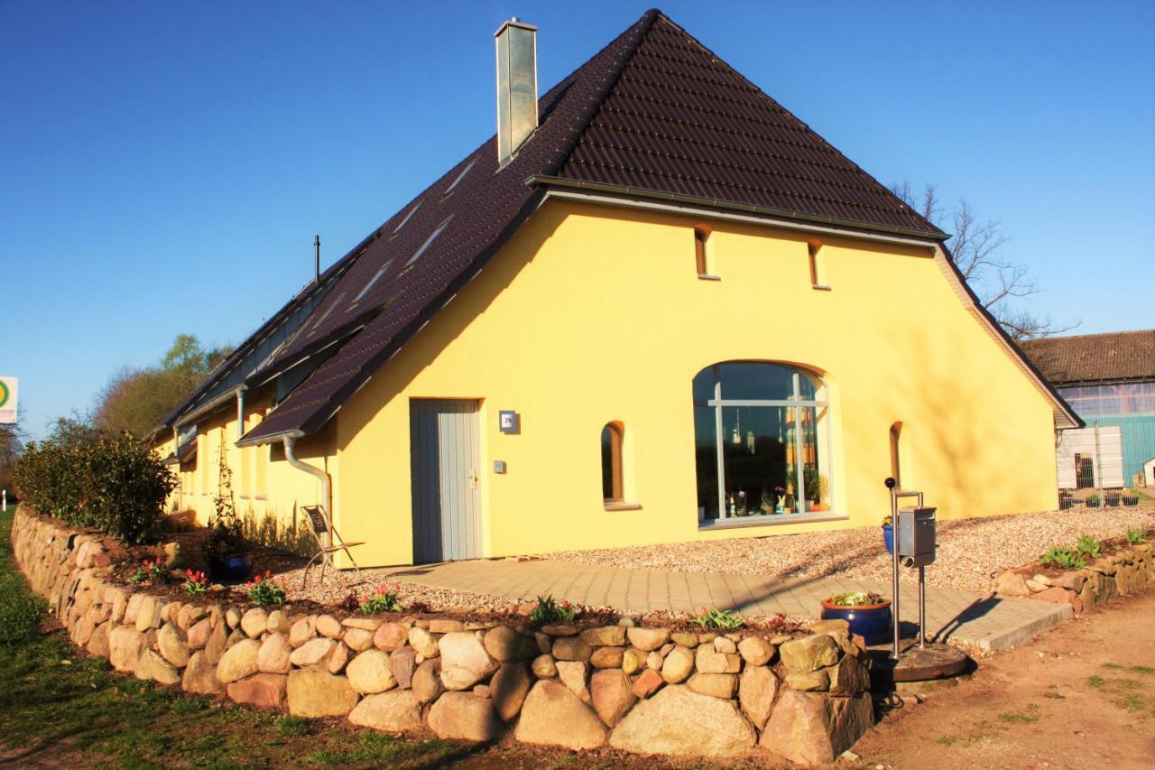 Familienfreundliche Ferienwohnung Am Reuterteich Seedorf  Exterior foto